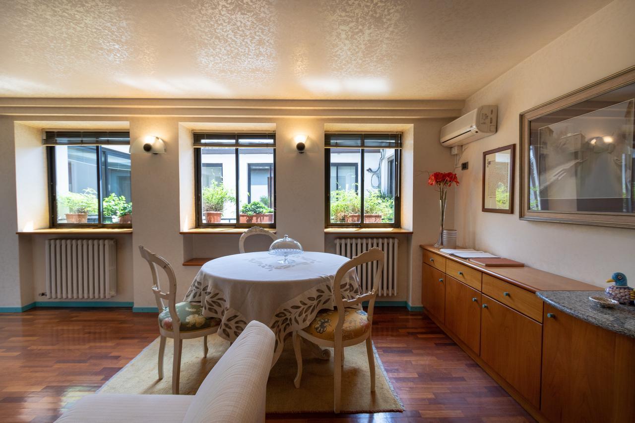 Attico Di Charme Bed & Breakfast Verona Exterior photo