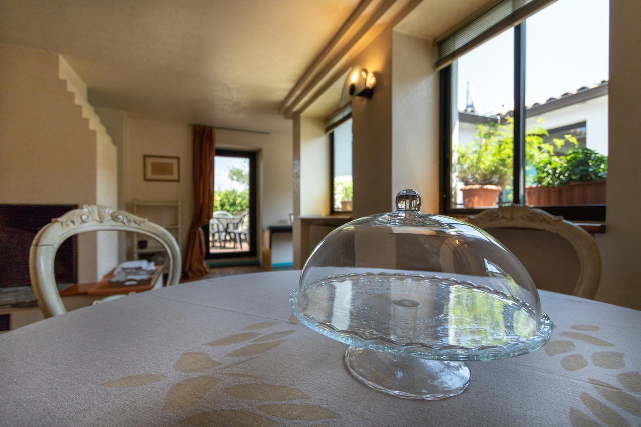Attico Di Charme Bed & Breakfast Verona Exterior photo